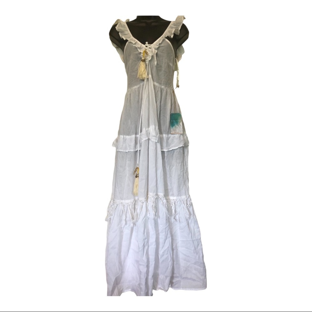 True destinations White prairie flutter strap sleeveless tiered boho maxi dress‎